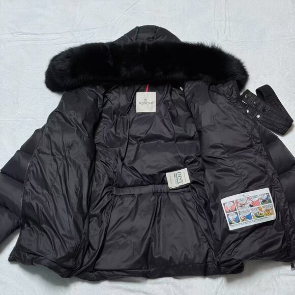 Moncler Black Fox Fur Collar Women's Slim Fit Down Jacket, Size L - Picture 3 of 9
